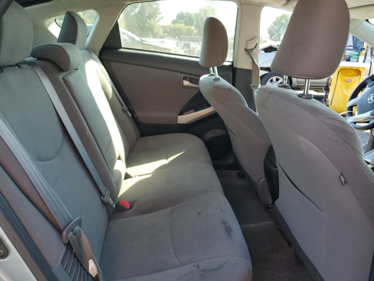 JTDKN3DU0F1965680 2015 Toyota Prius