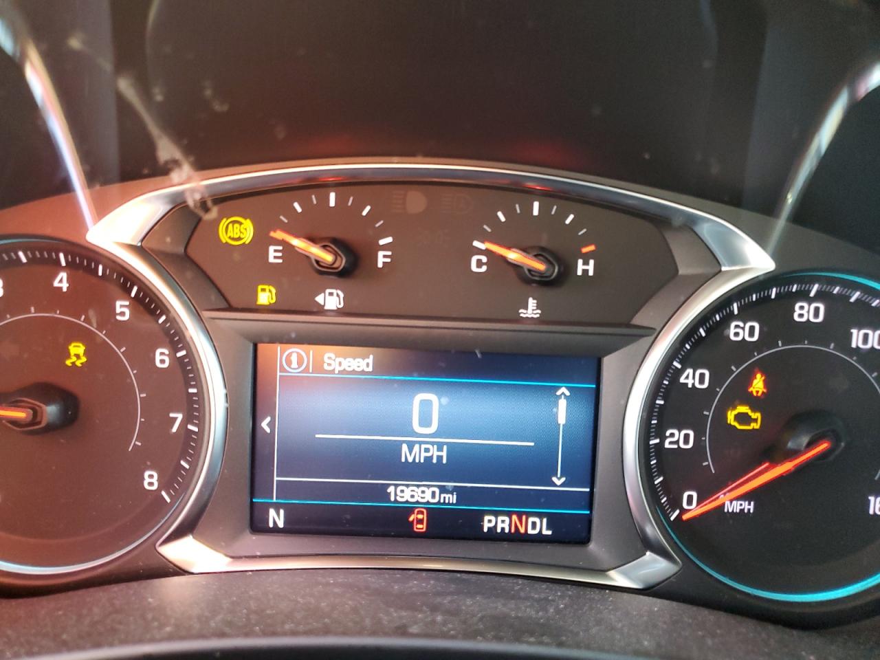 2023 Chevrolet Equinox - Image 9