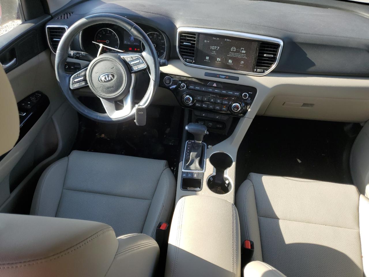 2022 Kia Sportage - Image 8