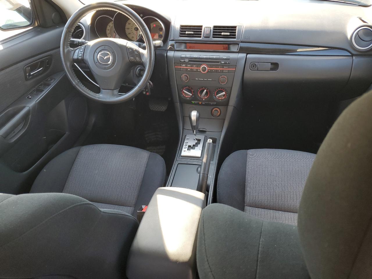 2009 Mazda 3 - Image 8