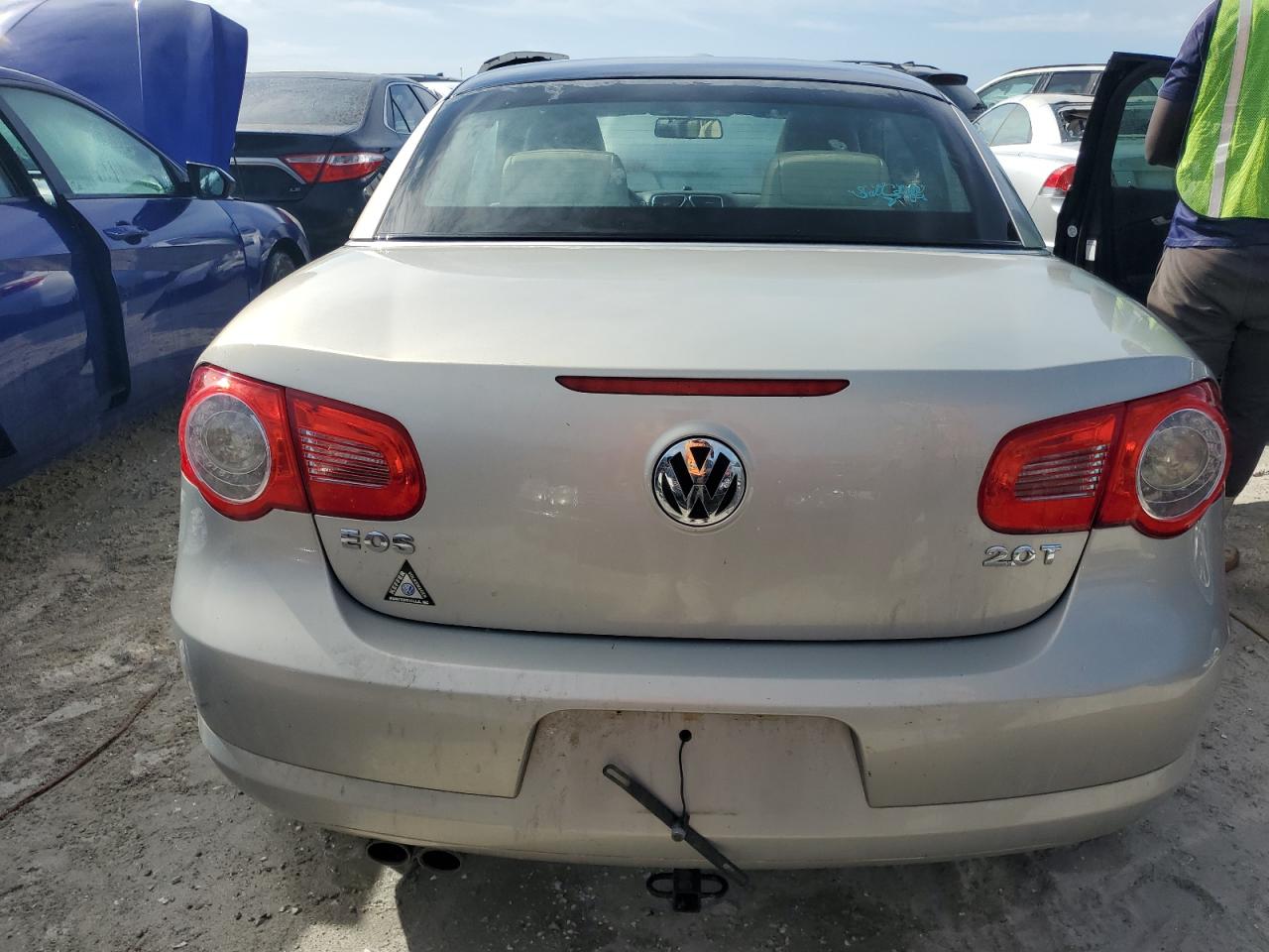 2009 Volkswagen Eos Turbo VIN: WVWBA71FX9V021326 Lot: 76014204