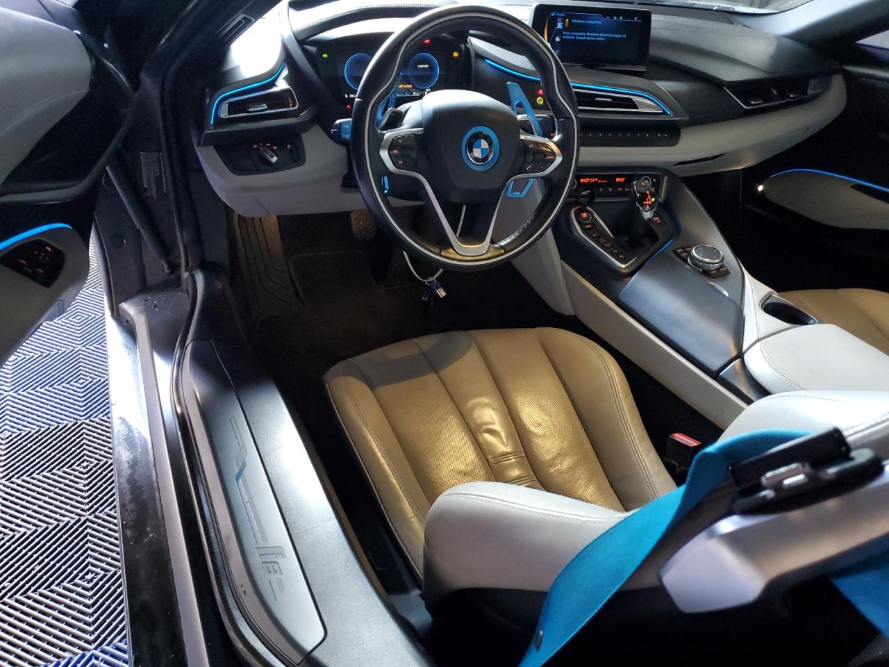 WBY2Z2C51EVX64725 2014 BMW I8