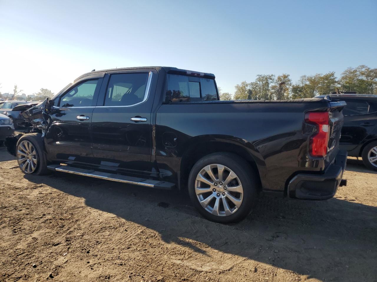 2019 Chevrolet Silverado - Image 2