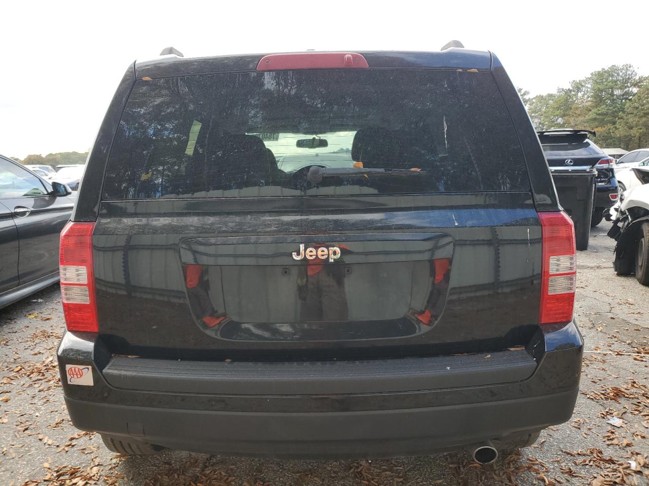 1C4NJPFA9GD526335 2016 Jeep Patriot Latitude