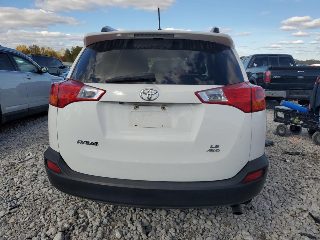 2015 Toyota Rav4 Le VIN: JTMBFREV5FJ014561 Lot: 76115494