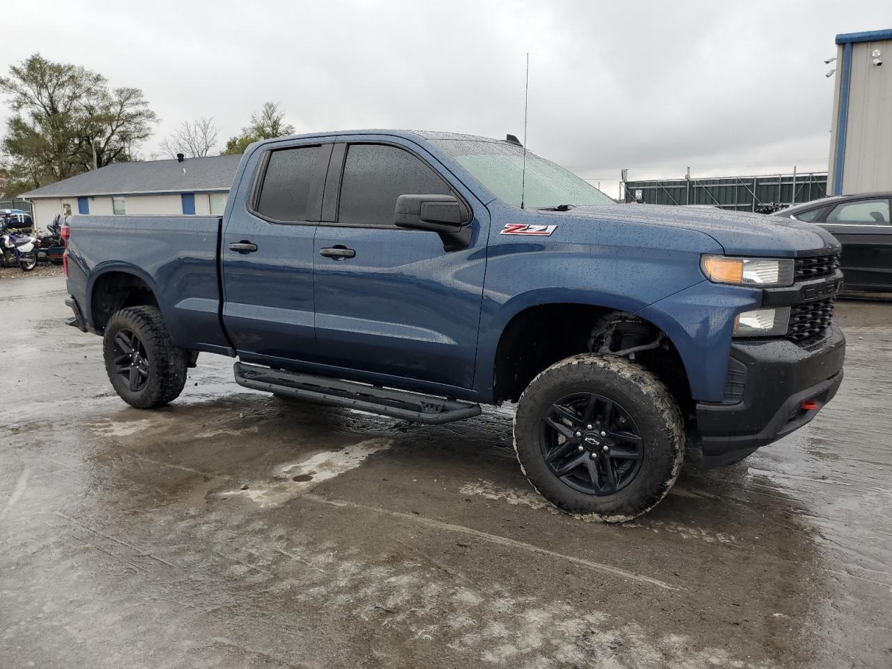 2019 Chevrolet Silverado - Image 4