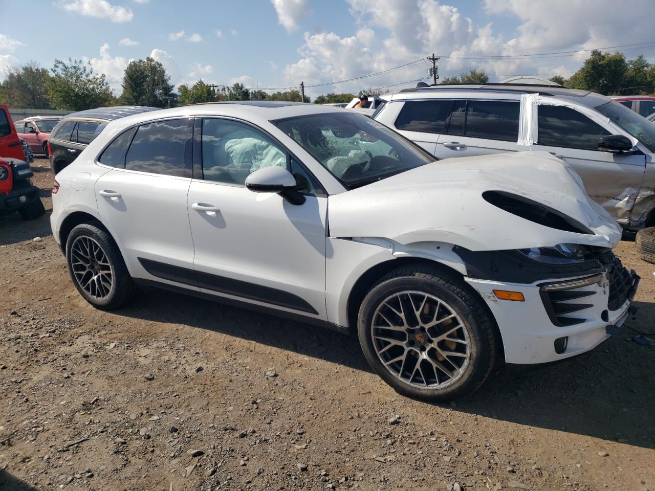 WP1AA2A52JLB23000 2018 Porsche Macan