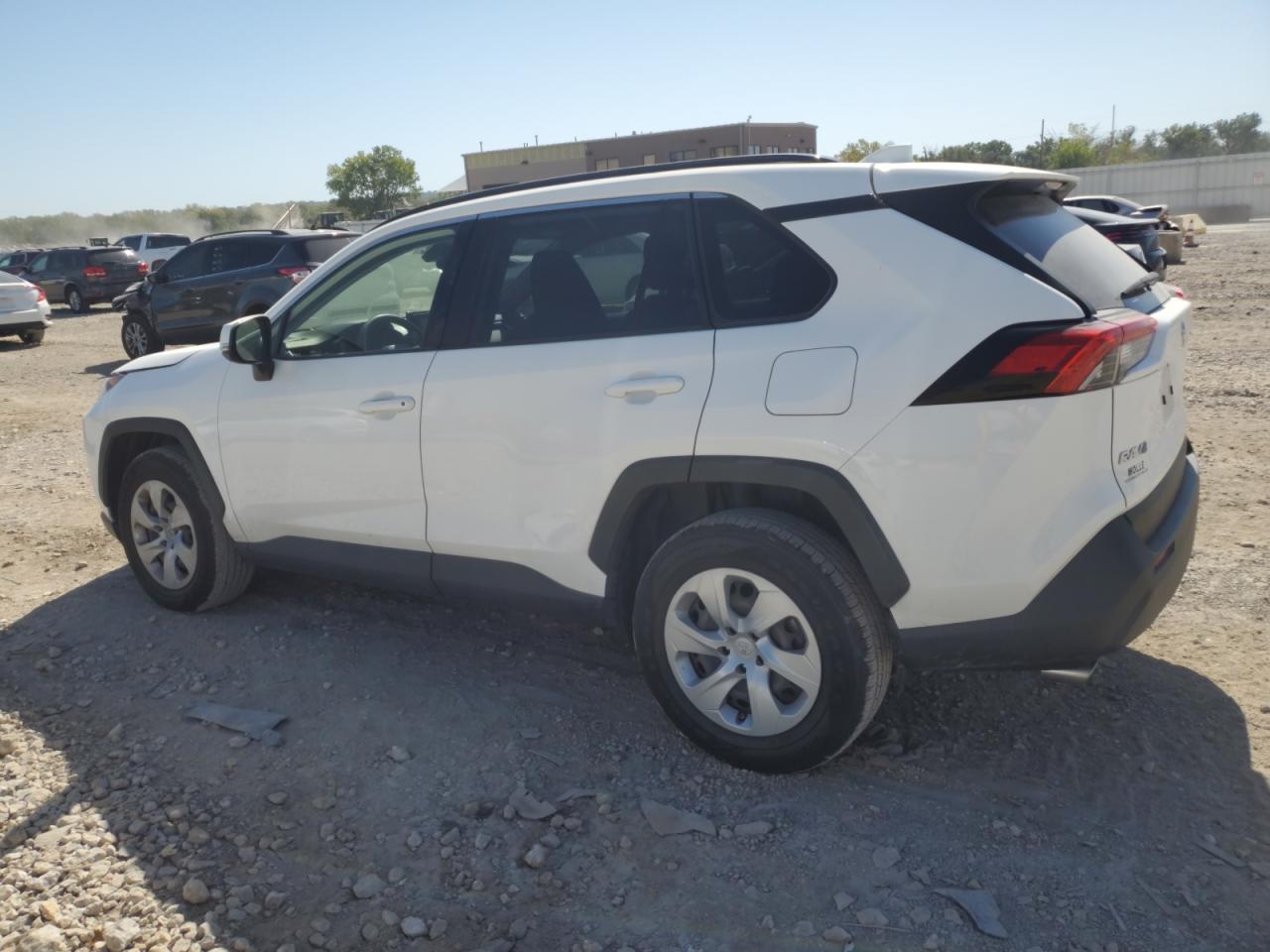 2019 Toyota RAV 4 - Image 2