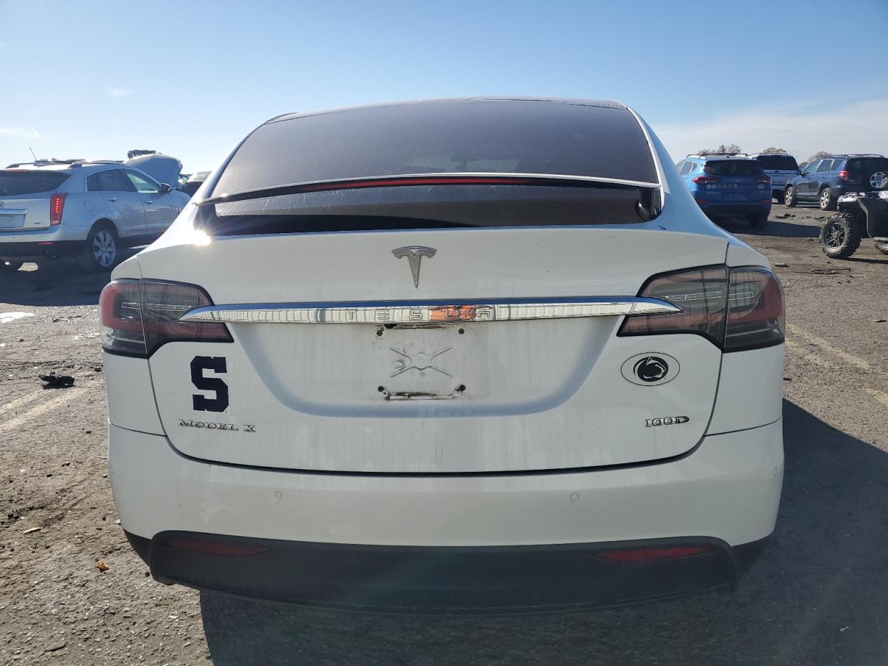 2018 Tesla Model X VIN: 5YJXCDE22JF121901 Lot: 77827954