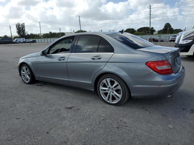  MERCEDES-BENZ C-CLASS 2012 Серебристый