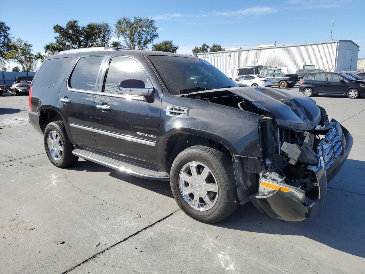 2011 Cadillac Escalade - Image 4