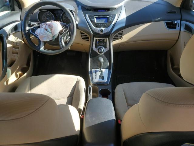  HYUNDAI ELANTRA 2012 Красный