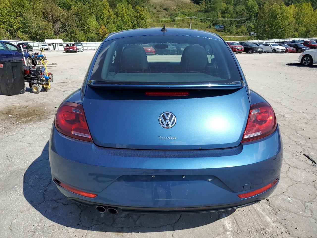 2019 Volkswagen Beetle S VIN: 3VWFD7AT6KM715779 Lot: 74257514