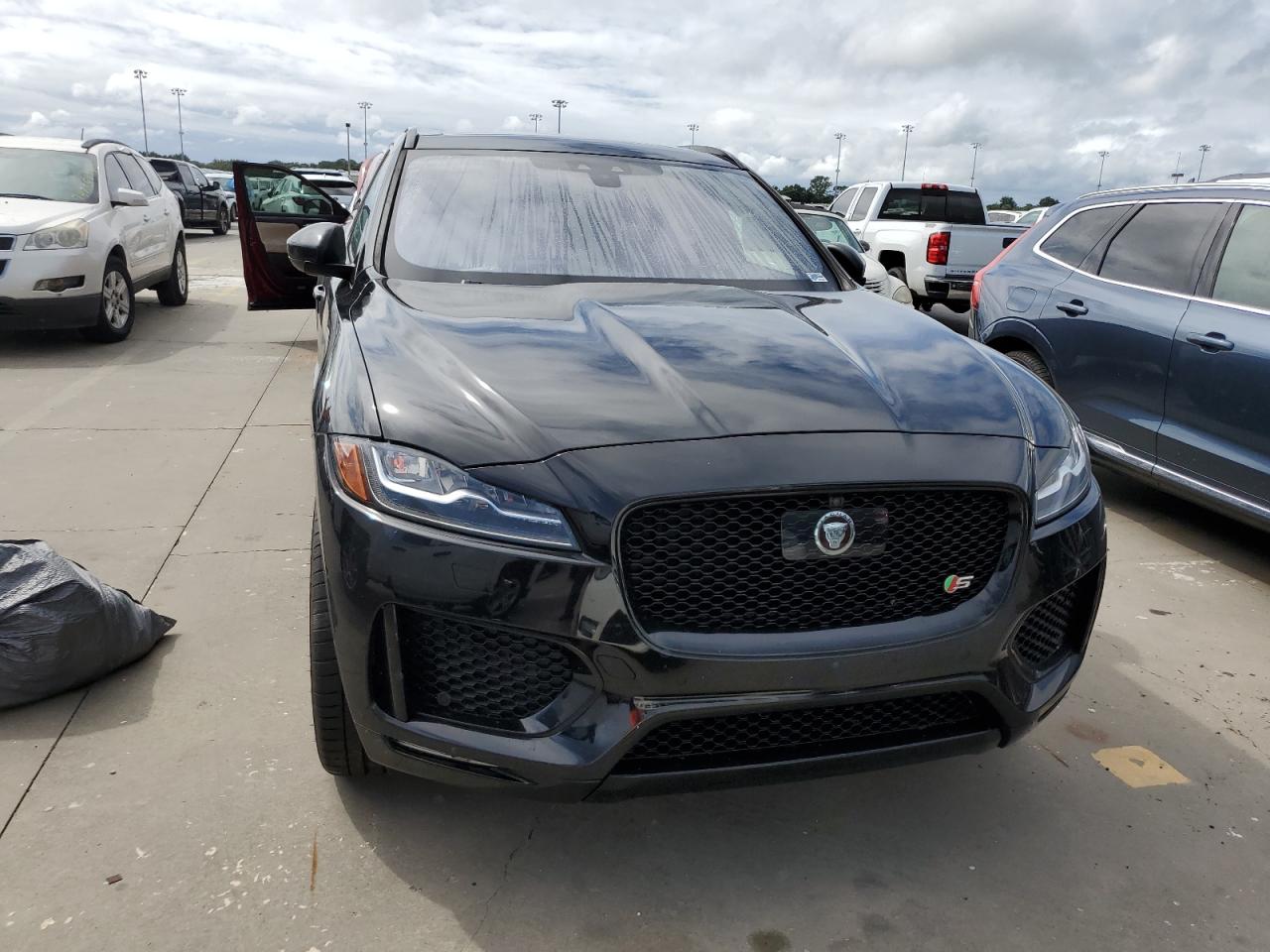 SADCM2BV0HA488253 2017 Jaguar F-Pace S