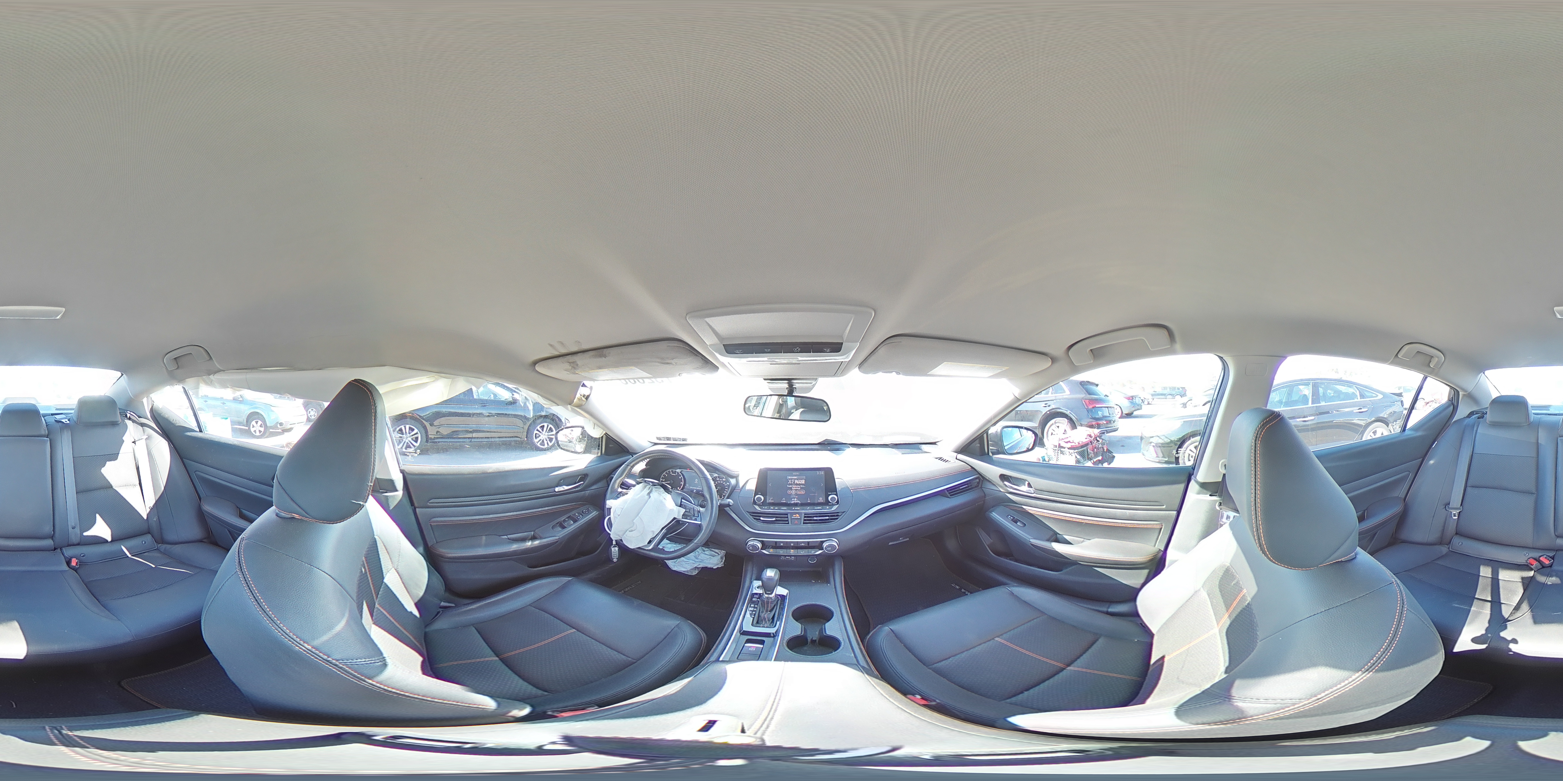 2020 Nissan Altima - Image 12