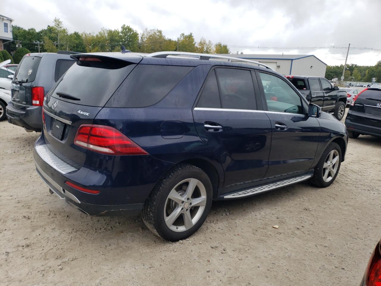 VIN 4JGDA5HB5GA718130 2016 MERCEDES-BENZ GLE-CLASS no.3