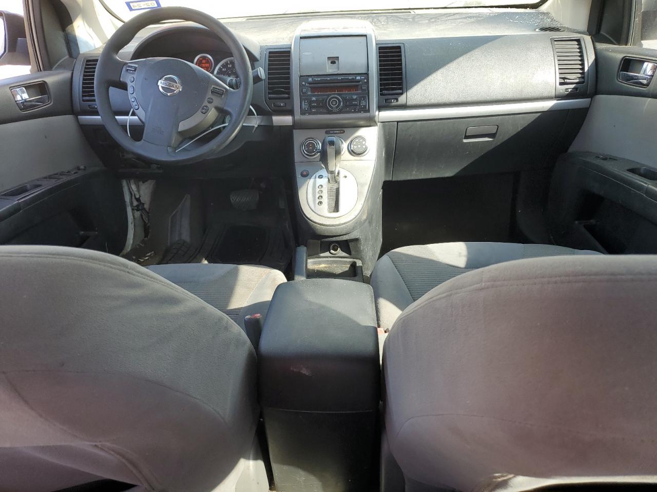 2010 Nissan Sentra - Image 8