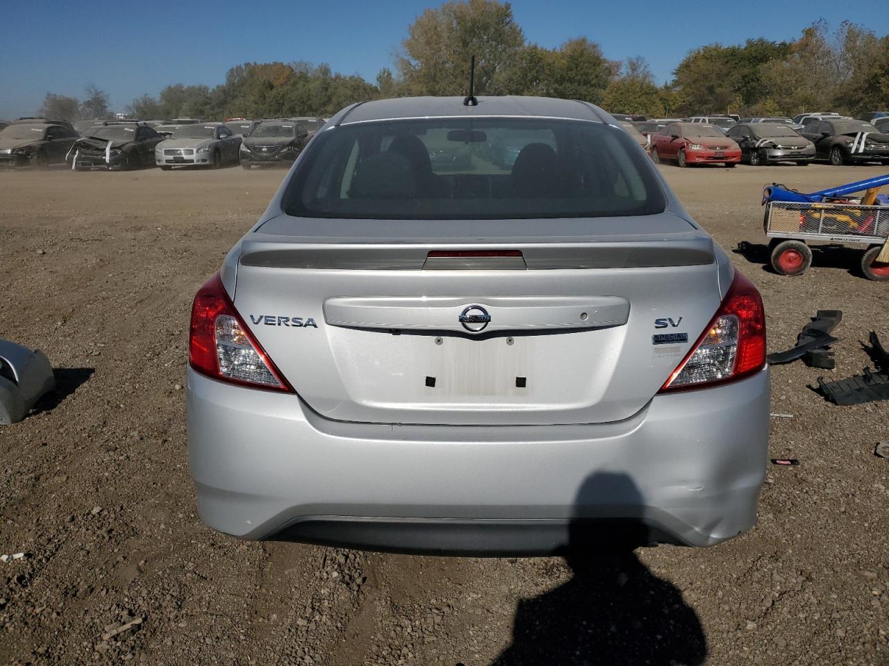 2018 Nissan Versa S VIN: 3N1CN7APXJL860739 Lot: 76346284