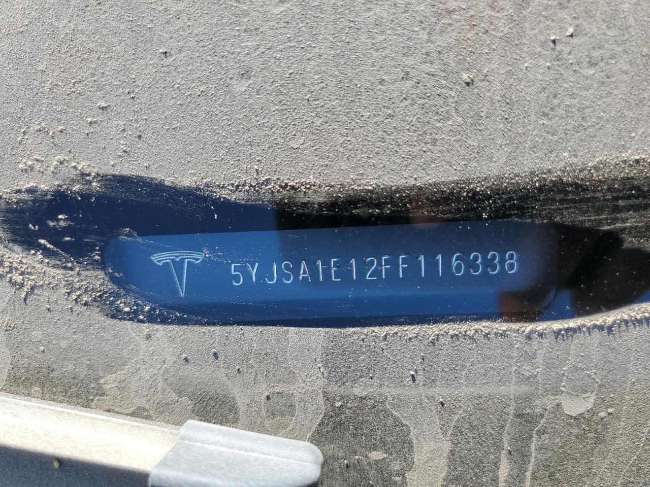 5YJSA1E12FF116338 2015 Tesla Model S