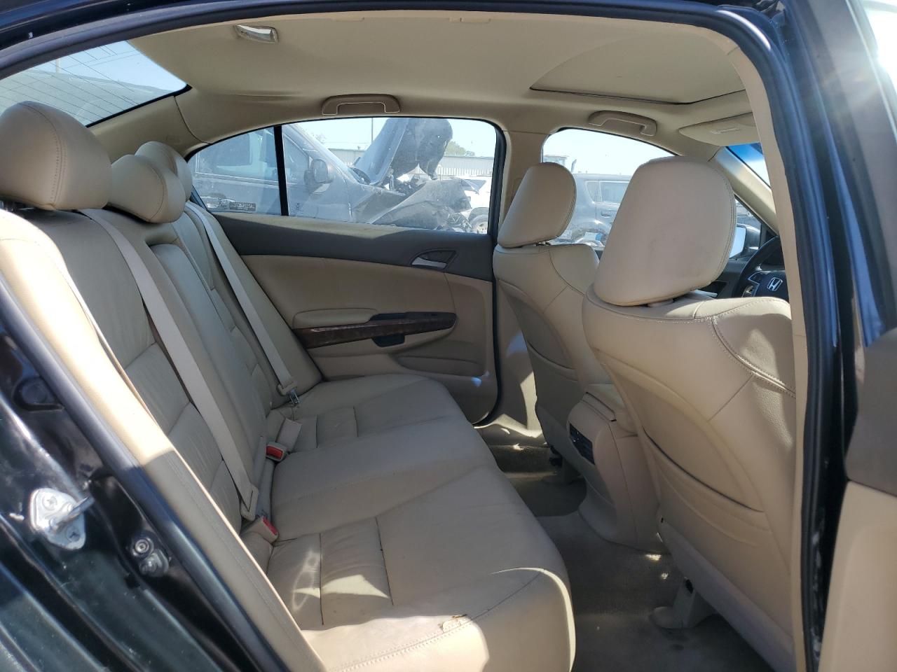 2010 Honda Accord Exl VIN: 1HGCP2F83AA127114 Lot: 76975234