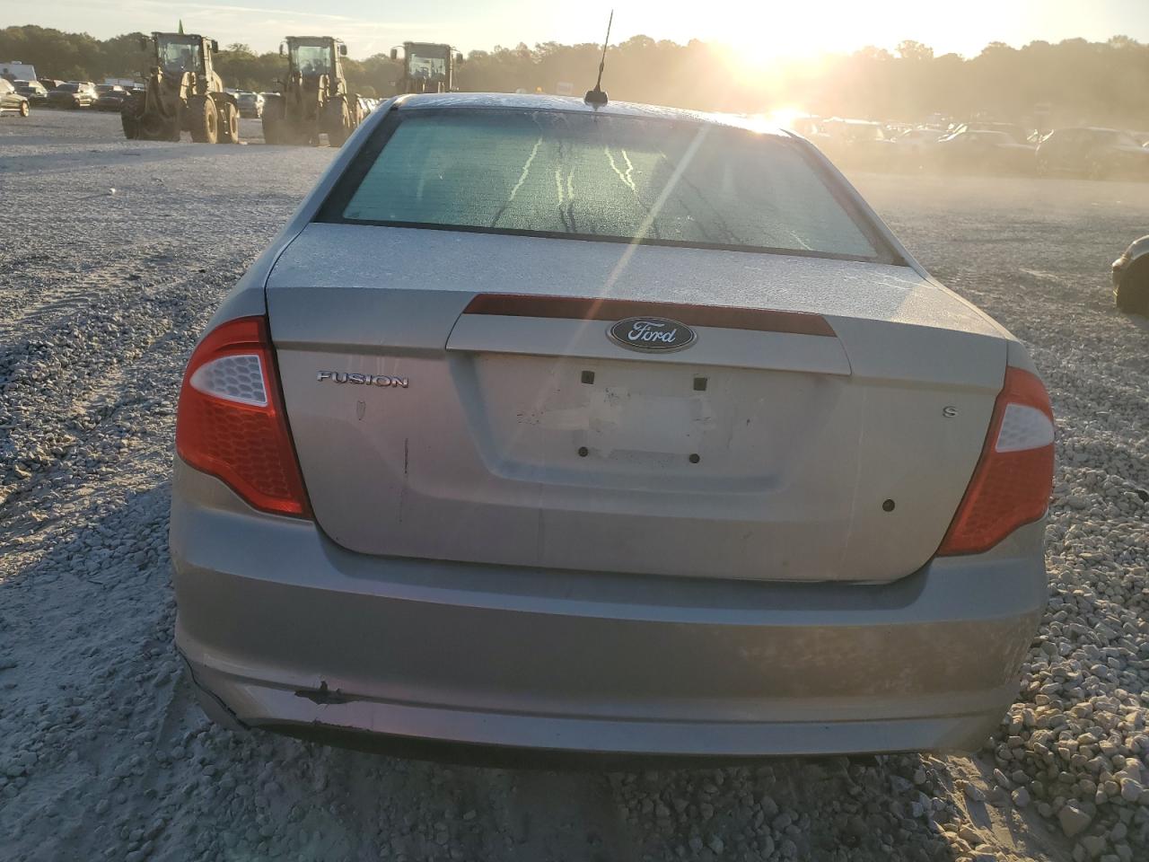 2010 Ford Fusion S VIN: 3FAHP0GA6AR419538 Lot: 77858594