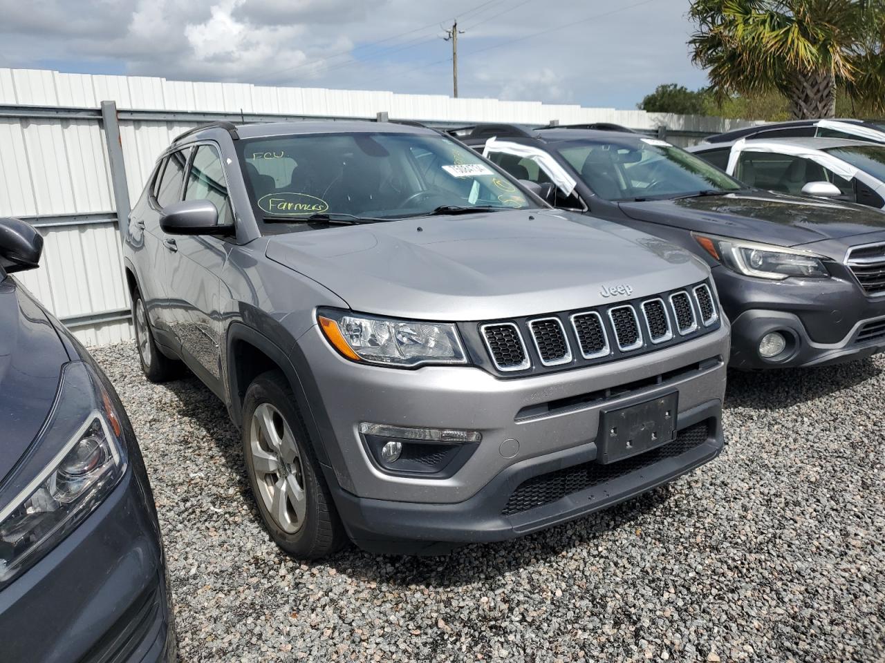 VIN 3C4NJDBB3JT262737 2018 JEEP COMPASS no.4