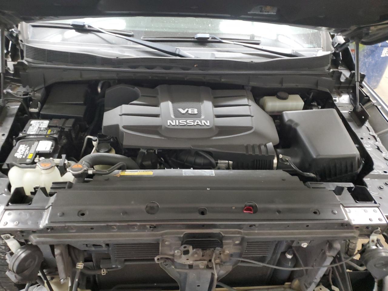 2019 Nissan Titan - Image 12