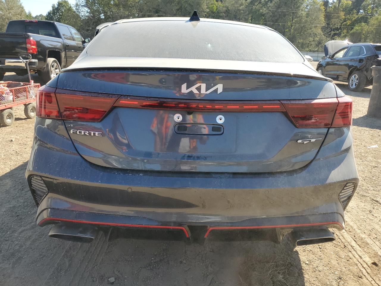 2023 Kia Forte - Image 6