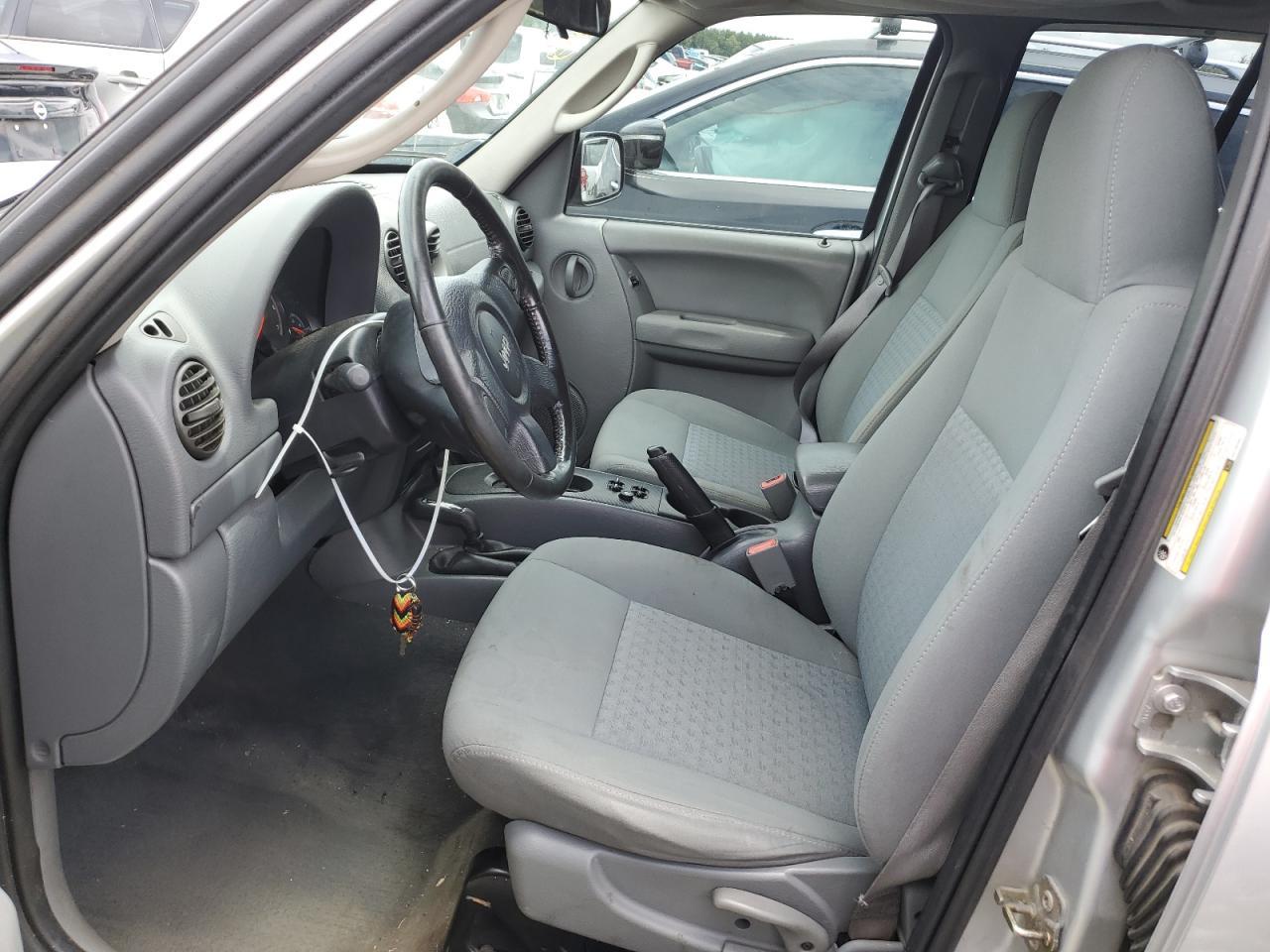 1J8GL48K86W135485 2006 Jeep Liberty Sport