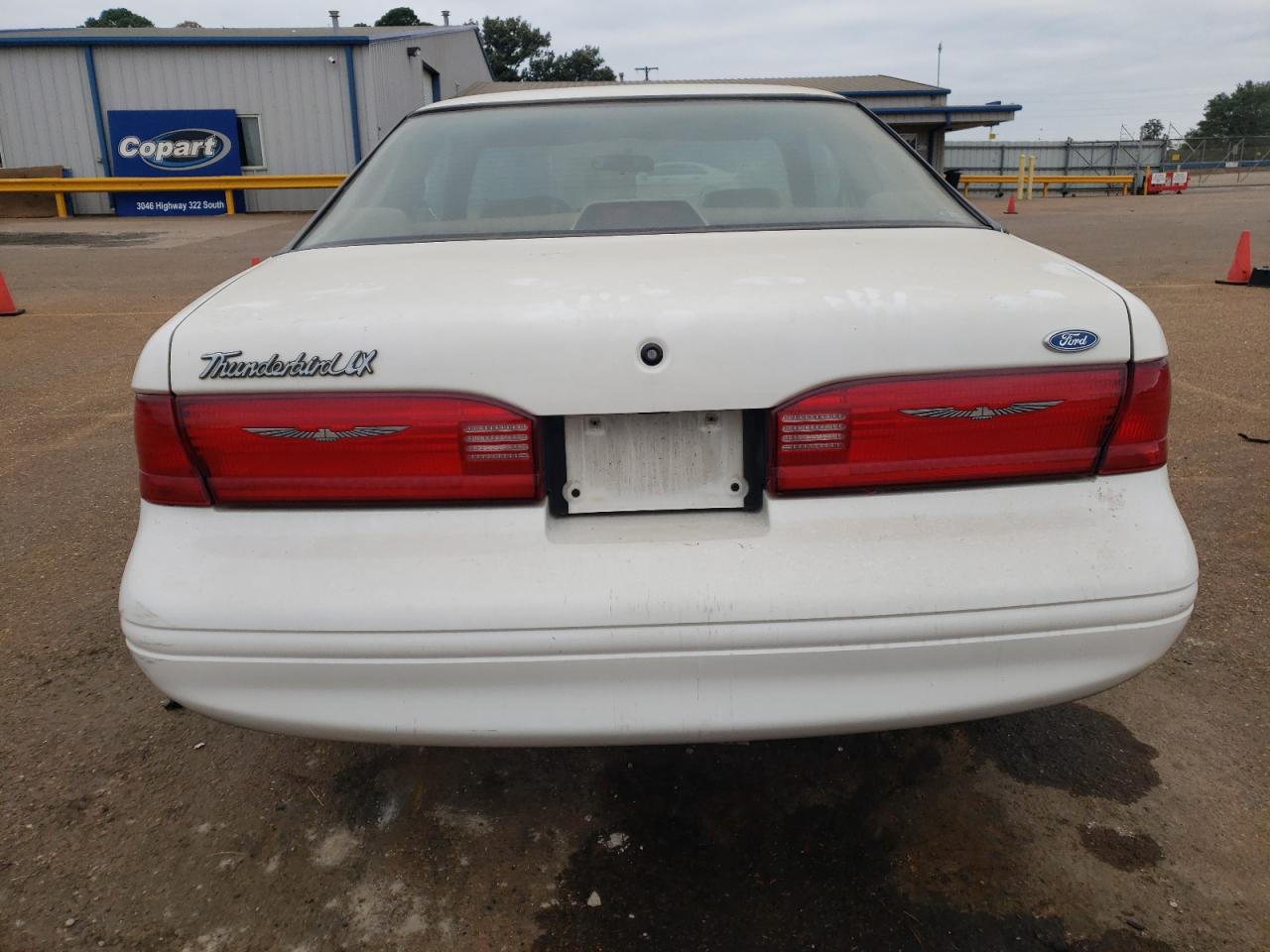 1996 Ford Thunderbird Lx VIN: 1FALP62W3TH181104 Lot: 75656734