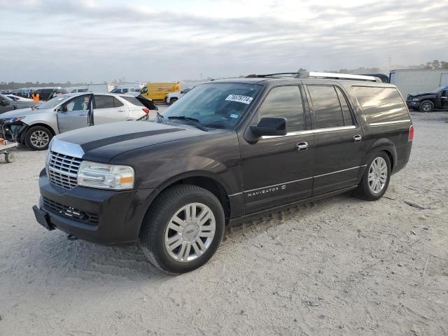 2013 Lincoln Navigator L