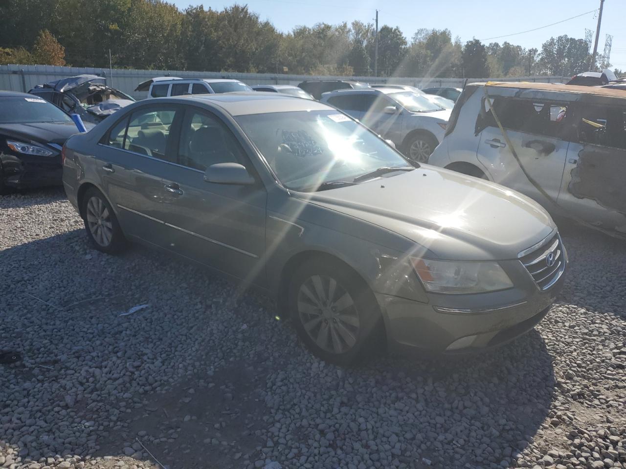 2009 Hyundai Sonata - Image 4