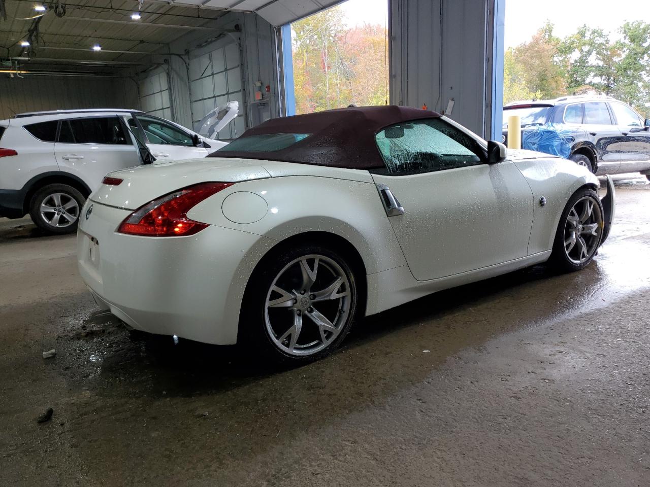 JN1AZ4FH9BM360204 2011 Nissan 370Z Base