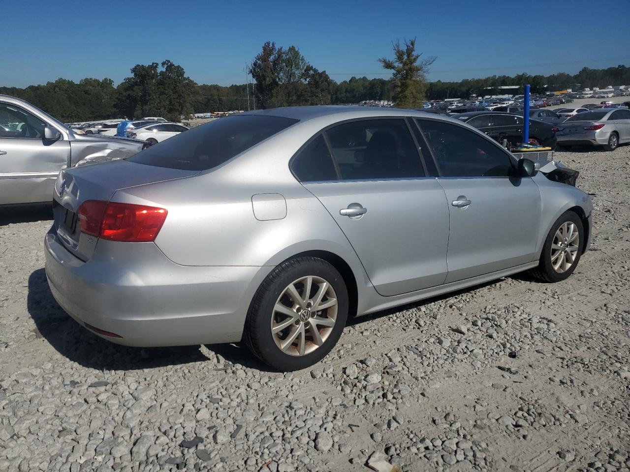 2014 Volkswagen Jetta - Image 3