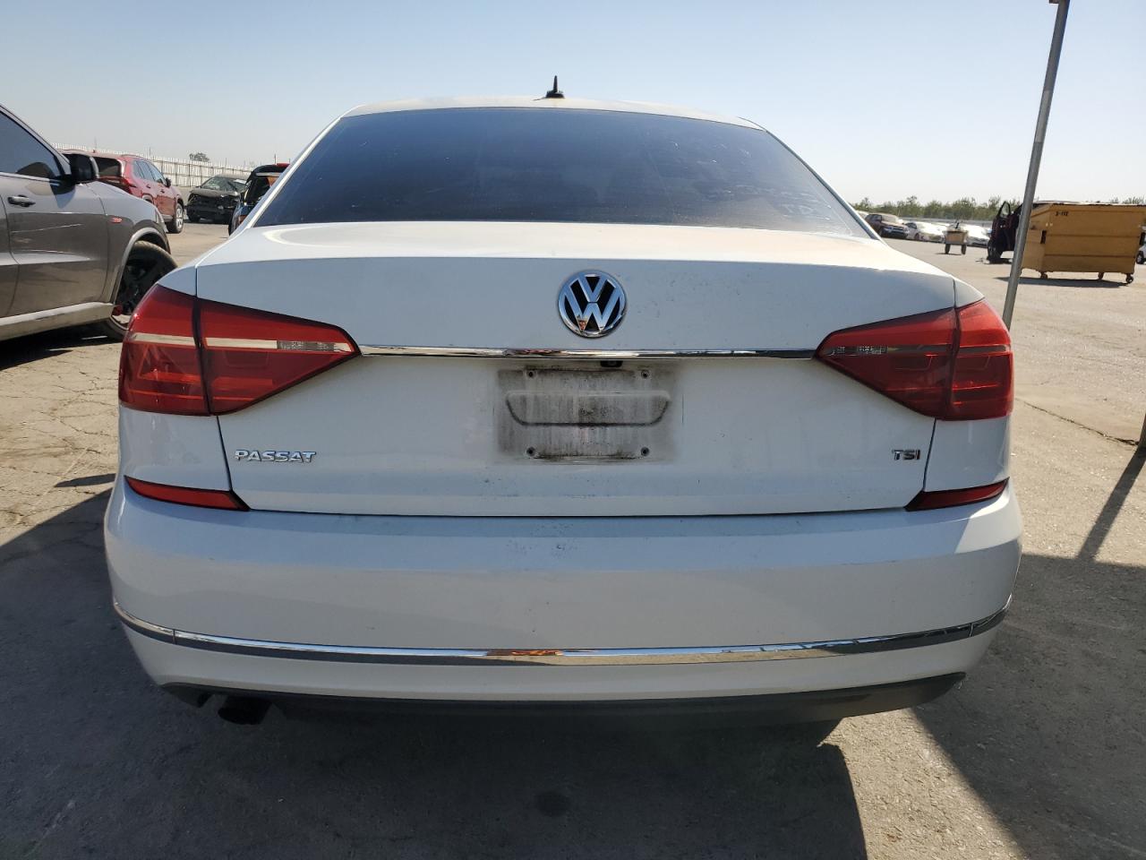 1VWAT7A31GC028862 2016 Volkswagen Passat S