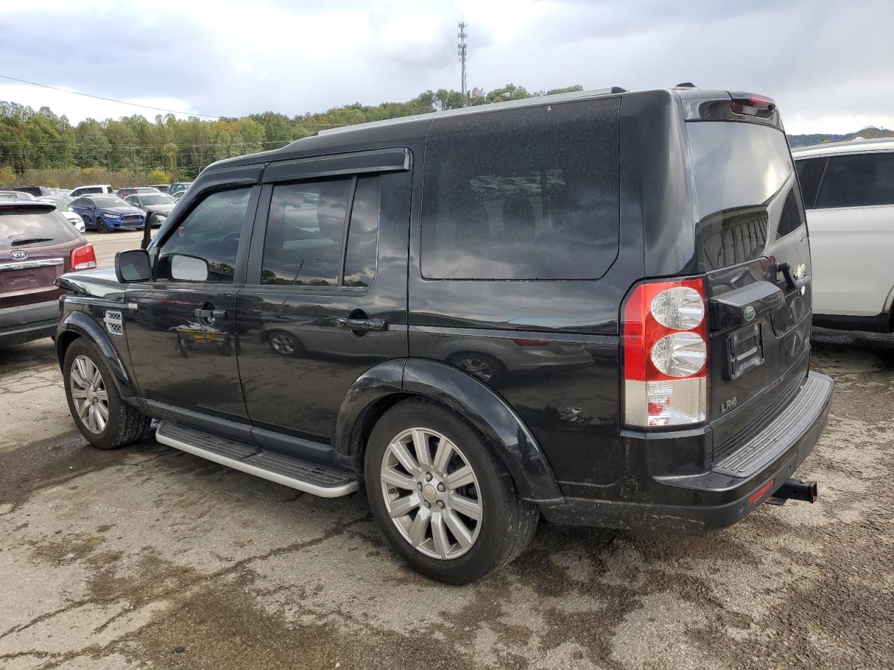 2013 Land Rover LR4 - Image 2