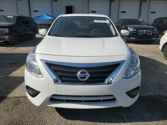  NISSAN VERSA 2019 Белы