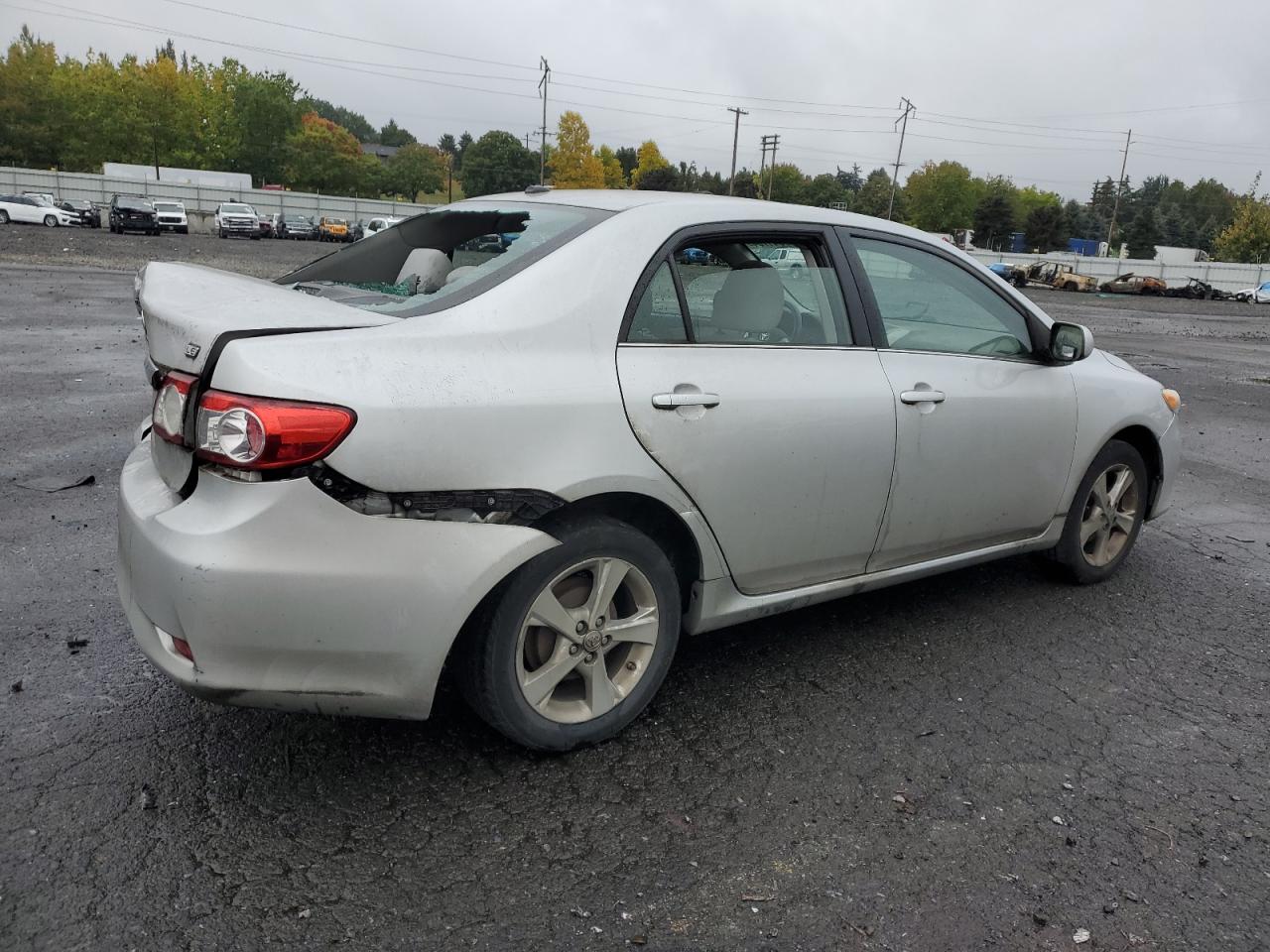 VIN 5YFBU4EE4DP134868 2013 TOYOTA COROLLA no.3