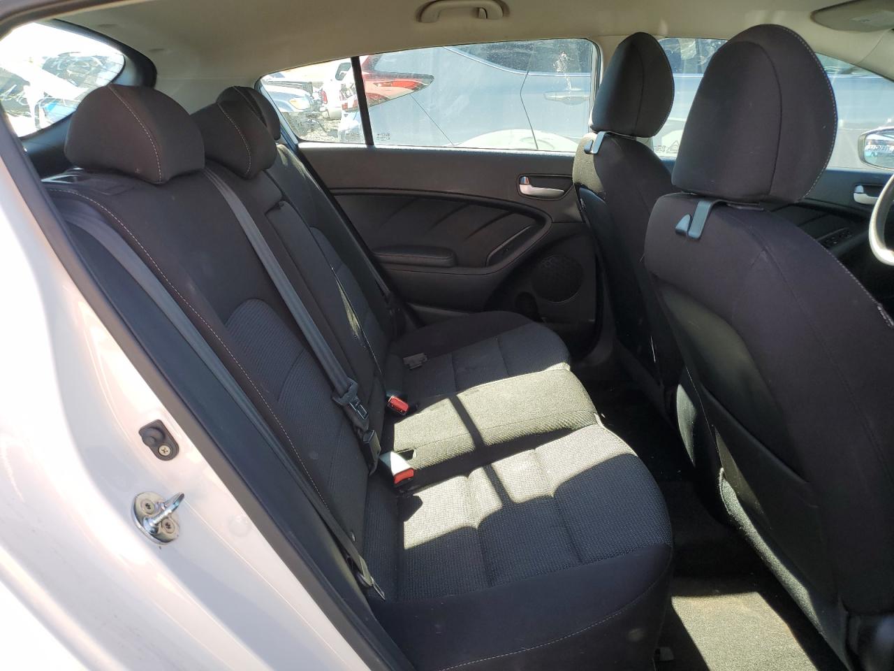 2018 Kia Forte - Image 10