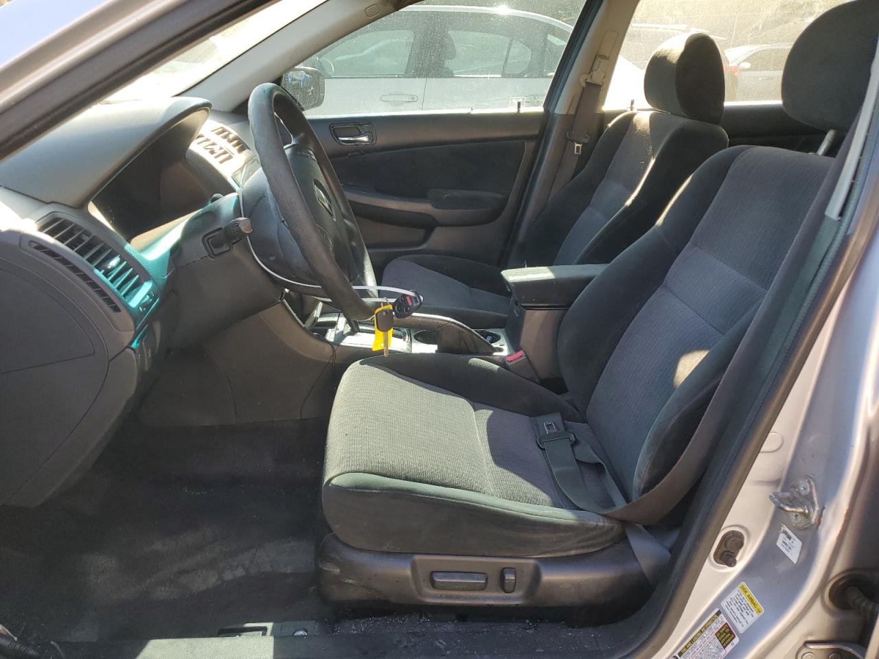 2005 Honda Accord - Image 7