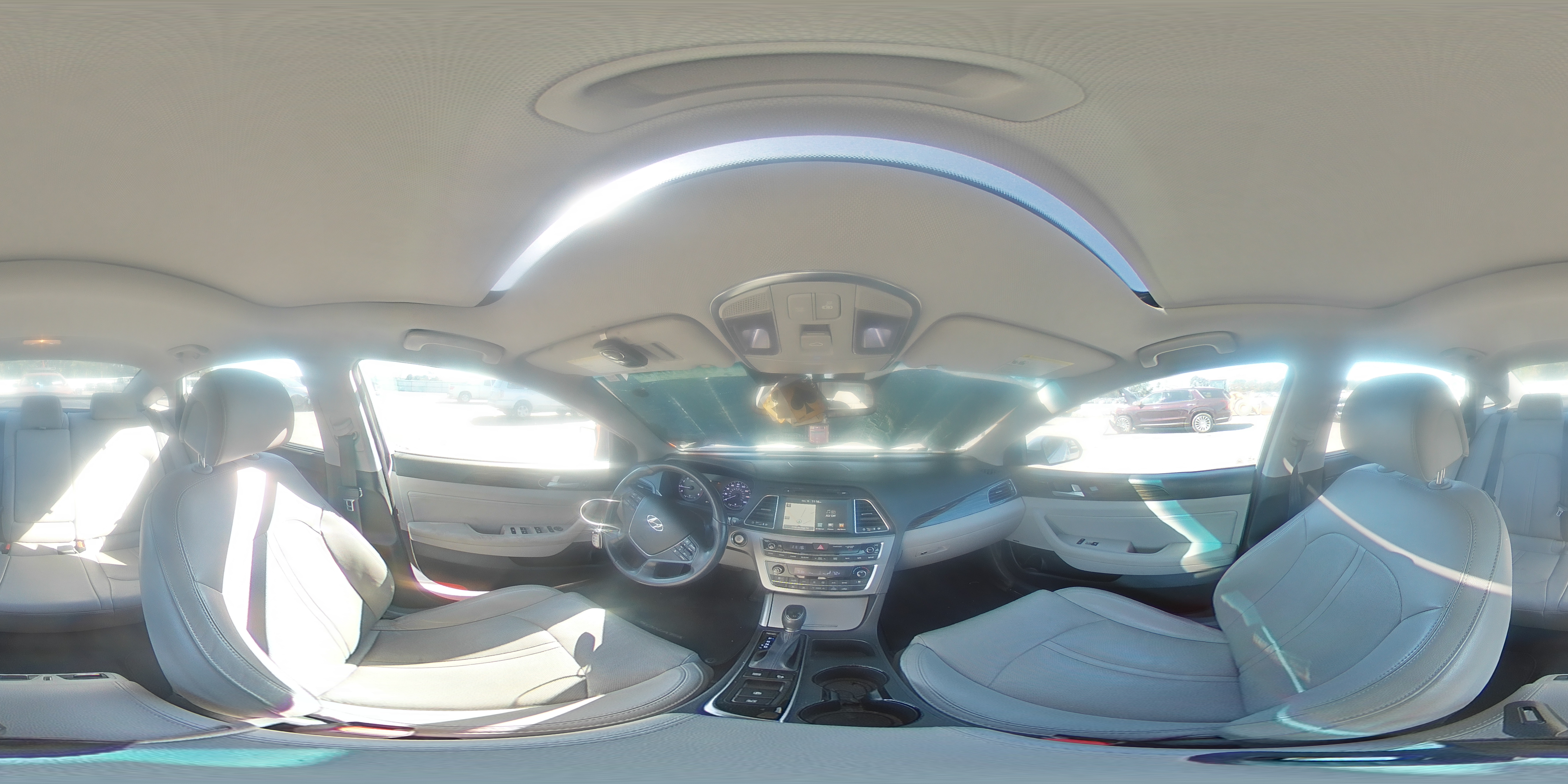 2017 Hyundai Sonata - Image 13
