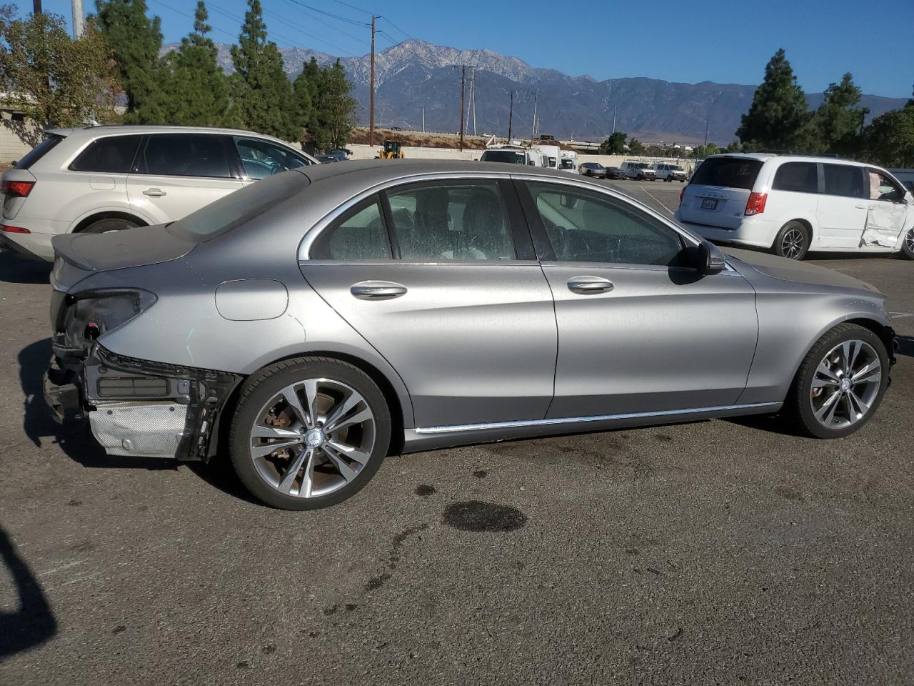 VIN 55SWF4JBXGU167024 2016 MERCEDES-BENZ C-CLASS no.3