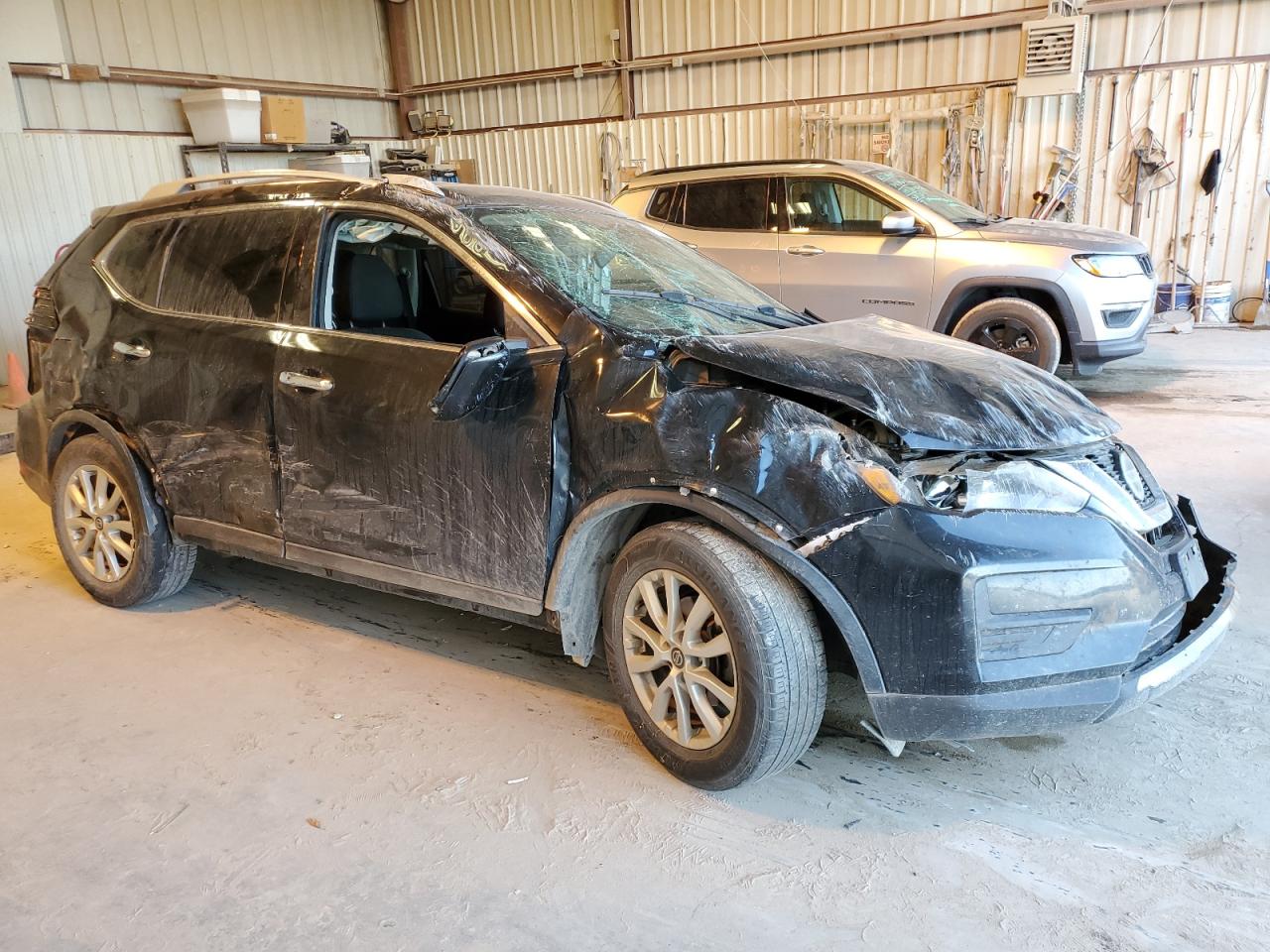 2018 Nissan Rogue - Image 4