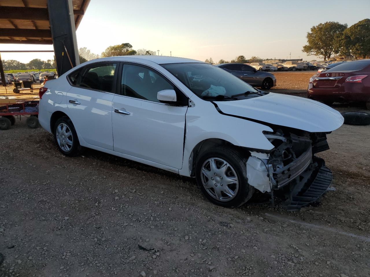 VIN 3N1AB7AP5KY363974 2019 NISSAN SENTRA no.4