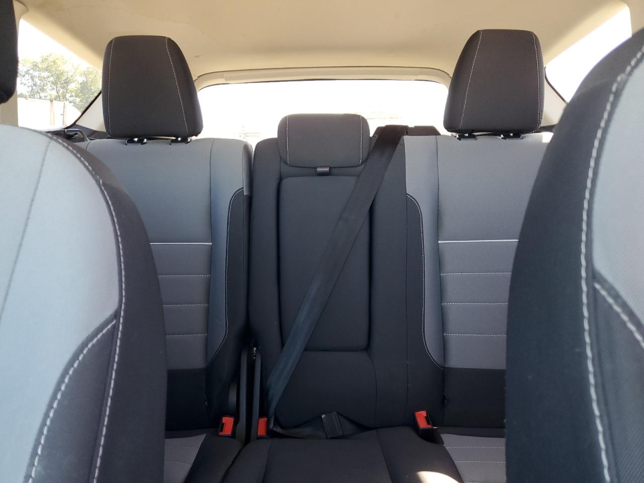 2015 Ford Escape - Image 10