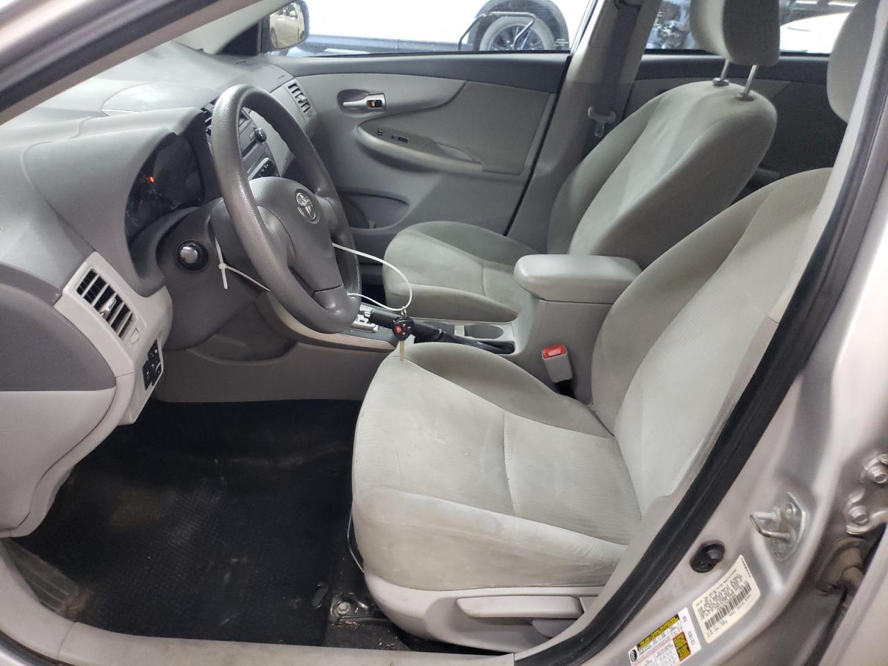 2010 Toyota Corolla Base VIN: 1NXBU4EE7AZ262502 Lot: 77668424