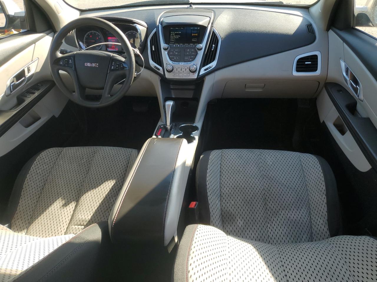 2015 GMC Terrain - Image 8