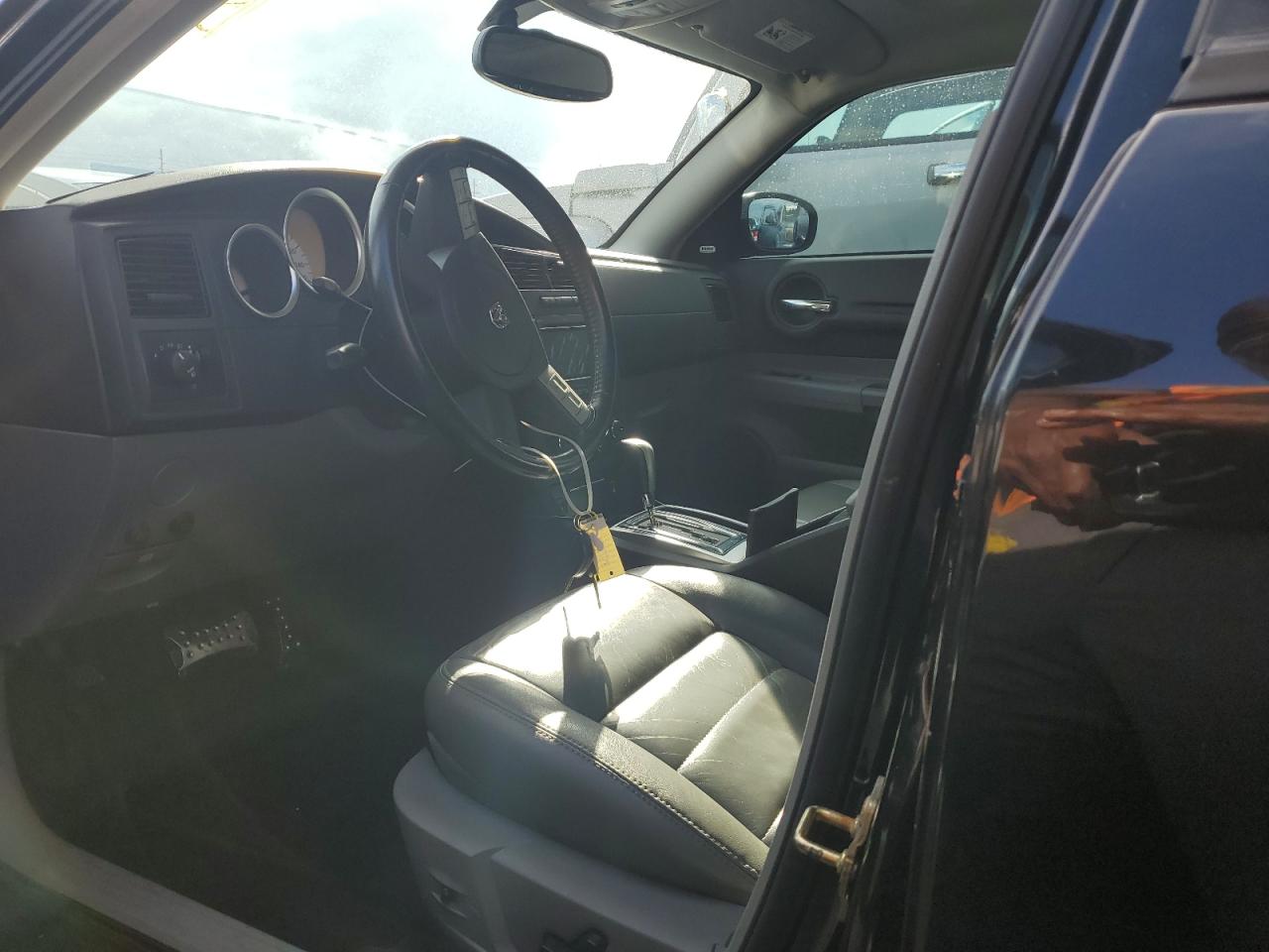2005 Dodge Magnum R/T VIN: 2D8GV58245H670884 Lot: 74368004