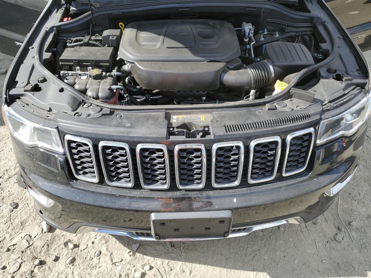 2021 Jeep Grand Cherokee - Image 13