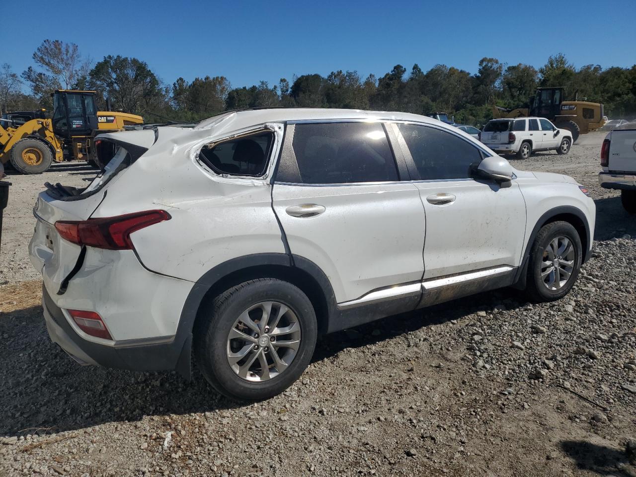 2019 Hyundai Santa Fe - Image 3